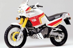 Yamaha XTZ750 89